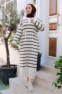 Çizgili Bel Bağlamalı Triko Elbise Kahverengi