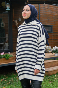 Çizgili Boğazlı Triko Kazak Lacivert