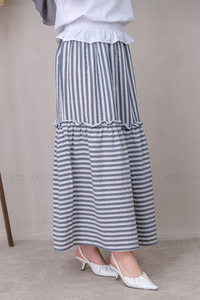 Uygun Fiyatlı CIZGILI GOFRE ETEK SIYAH | Loccomoda.com 