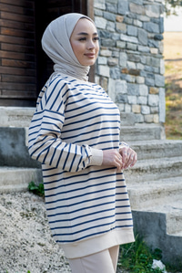 Uygun Fiyatlı CIZGILI SWEAT LACIVERT | Loccomoda.com 