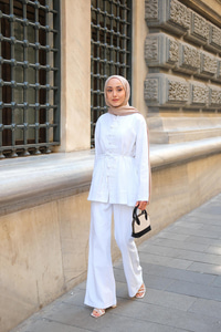 Clandestina Düğme Detaylı Takım Beyaz