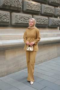 Clandestina Düğme Detaylı Takım Hardal