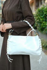 Çoban Dikişli Çanta Beyaz