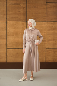 Çoban Düğmeli Kraş Bağlamalı Kendinden Desenli Etekli Takım Bej