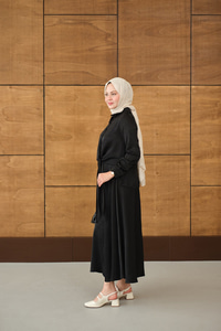 Çoban Düğmeli Kraş Bağlamalı Kendinden Desenli Etekli Takım Siyah