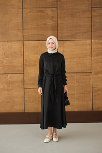 Çoban Düğmeli Kraş Bağlamalı Kendinden Desenli Etekli Takım Siyah