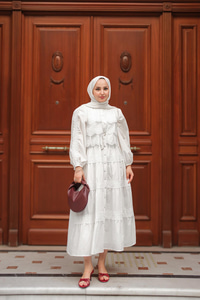 Cyrus Güpürlü Dantelli Elbise Beyaz