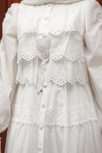 Cyrus Güpürlü Dantelli Elbise Beyaz