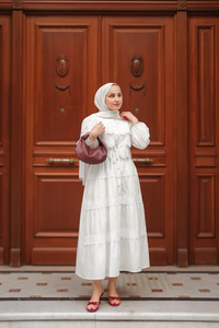 Cyrus Güpürlü Dantelli Elbise Beyaz