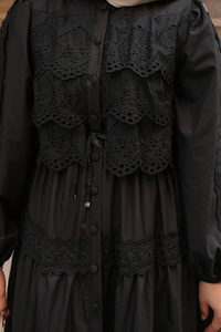 Cyrus Güpürlü Dantelli Elbise Siyah