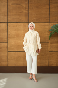 Dantel Detay Gömlek Krem