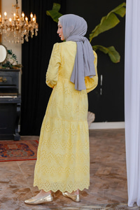 DANTEL DETAYLI ELBISE Sarı