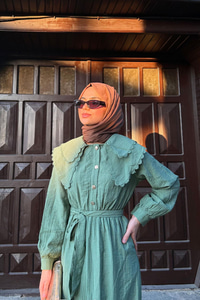 Dantelli Bebe Yaka Elbise Haki Yeşil