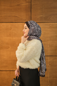 Dantelli V Kat Hırka Krem