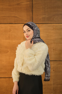 Dantelli V Kat Hırka Krem