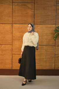 Dantelli V Kat Hırka Krem