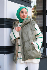 Deri Görünümlü Kapüşonlu Şişme Yelek Mint Yeşil