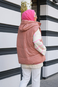 Deri Görünümlü Kapüşonlu Şişme Yelek Pudra