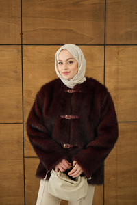 Deri Kemer Tüylü Uzun Kaban Bordo