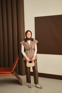 Deri Pantolonlu Yelekli Takım Kahverengi