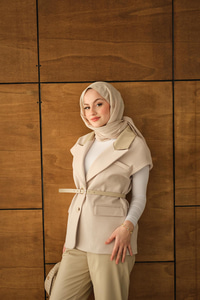 Deri Pantolonlu Yelekli Takım Krem