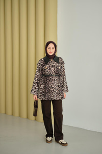 Deri Yaka Leoparlı Ceket Ekru