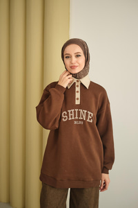 Deri Yaka Nakışlı Sweat Kahverengi