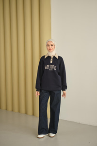 Deri Yaka Nakışlı Sweat Lacivert