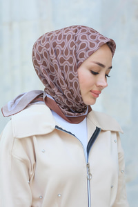 Desenli Soft Eşarp Kahverengi