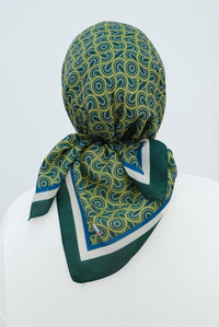 Desenli Soft Eşarp Zümrüt Yeşil
