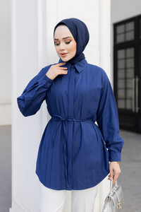 Dik Pile Detay Kuşaklı Gömlek Lacivert