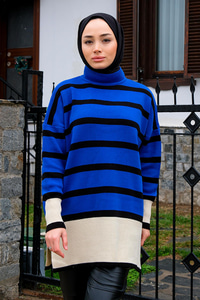 Dik Yaka Çizgili Triko Kazak Saks Mavi