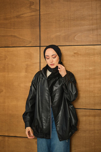 Dik Yaka Deri Ceket Siyah