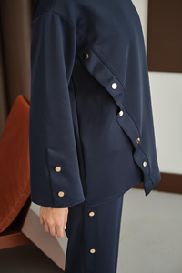 Dik Yaka Takım Lacivert