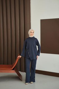 Dik Yaka Takım Lacivert