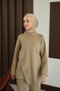 Dik Yaka Takım Yeşil