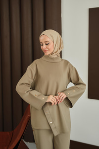 Dik Yaka Takım Yeşil