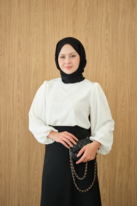 Dik Yakalı Ve Balon kol Bluz Beyaz