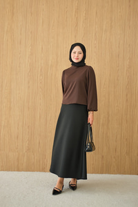 Dik Yakalı Ve Balon kol Bluz Kahverengi