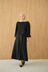 Dik Yakalı Ve Balon kol Bluz Siyah