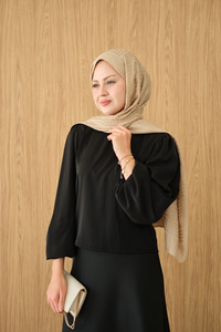 Dik Yakalı Ve Balon kol Bluz Siyah