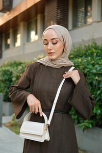 Dikdörtgen El Çanta Bej