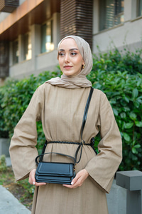 Dikdörtgen El Çanta Siyah