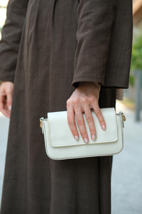 Dikdörtgen Minimal Omuz Çantası Bej