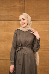 Dikiş Detay Bel Bağlamalı İnce Kot Elbise Kahverengi