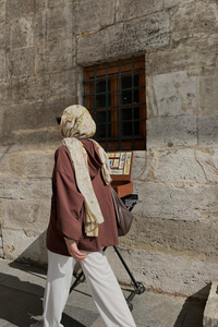 Dikiş Detay Çıtçıtlı Tunik Kahverengi