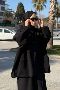 Dikiş Detay Çıtçıtlı Tunik Siyah