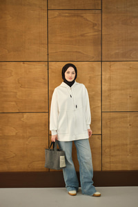 Dikiş Detay Kapüşonlu Hırka Beyaz