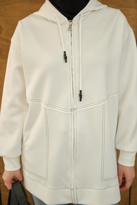 Dikiş Detay Kapüşonlu Hırka Beyaz