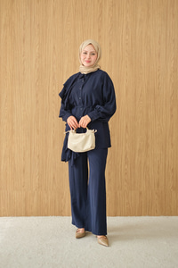 Dikiş Detay Volanlı Bel Bağlamalı Takım Lacivert